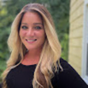 Meet your Posher, Marissa